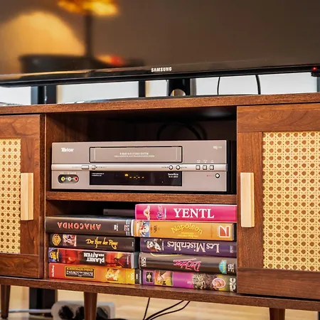 Lubunest3 Terrasse Mit Grill & Eigenem Parkplatz